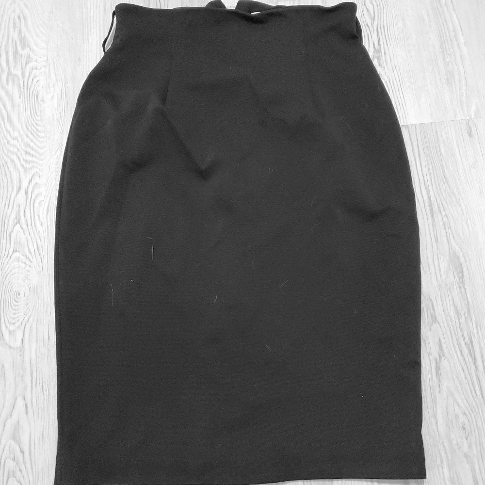 Black pencil skirt